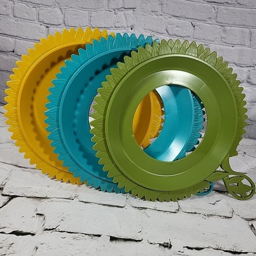 VTG Plate Mate Sunflower Lot Of 3 Camping Picnic BBQ RV Paper Plate Holders Flaw